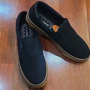 New Mens 9 Wide Lugz Clipper Wide SlipOn. Black Sneakers, Casual, Boat Shoes